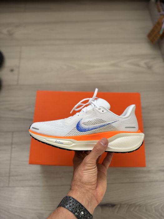 Adidasi Noi Originali