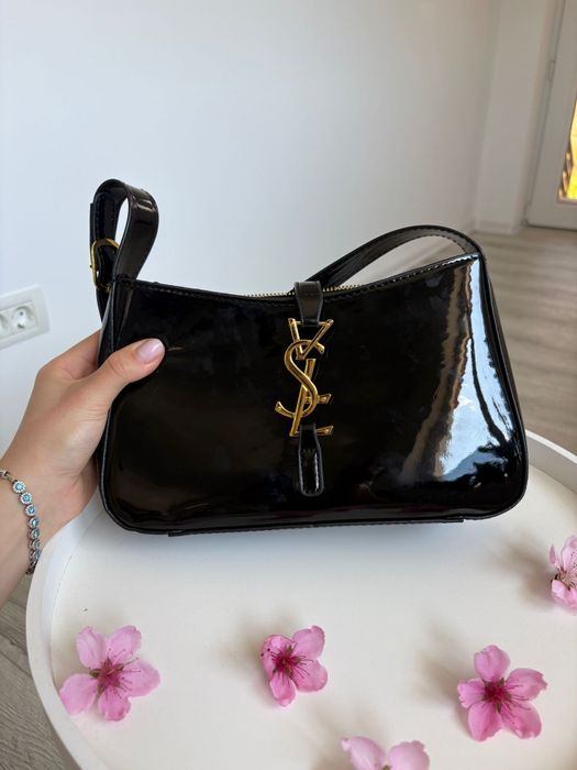 Geanta lucioasa YSL