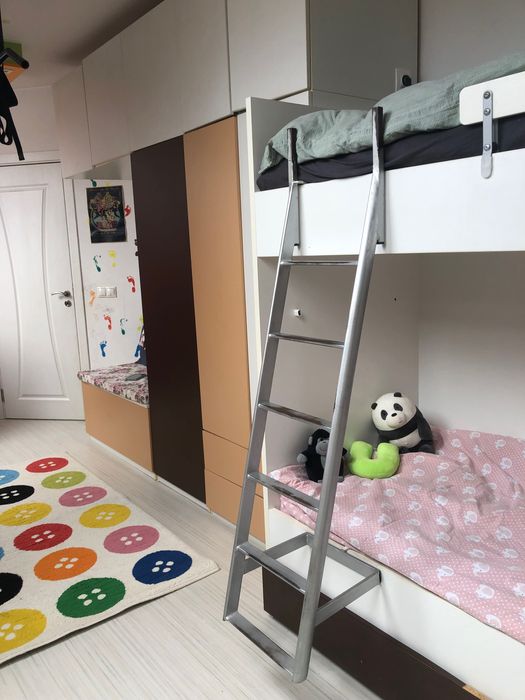 Обзавеждане за детска стая с двойни легла