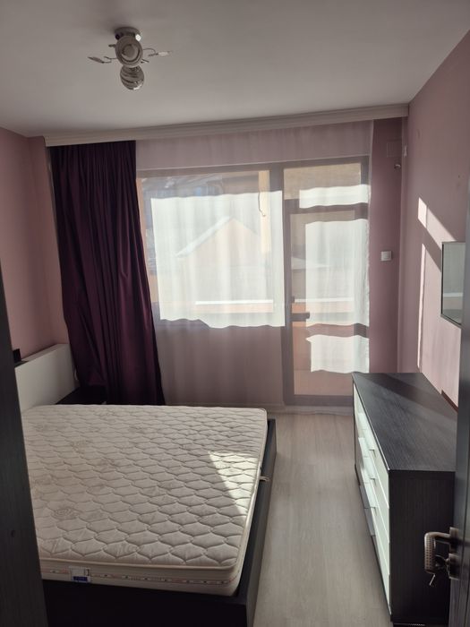 Дава се под наем Четиристаен апартамент в Сливен, Център - 80 кв.м за 408 € - Снимка #2