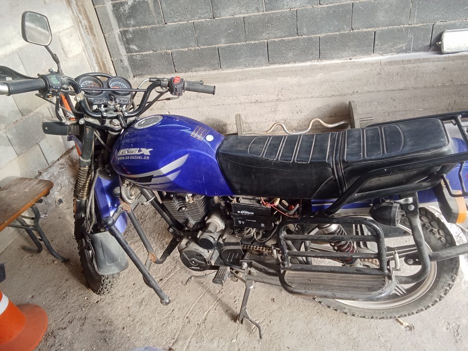 Мотоцикл Сузуки 200
