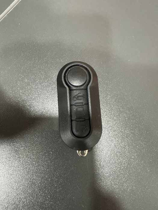 Cheie chei auto/Chei Bmw/Audi/ Key chei cu cip,telecomenzi auto.