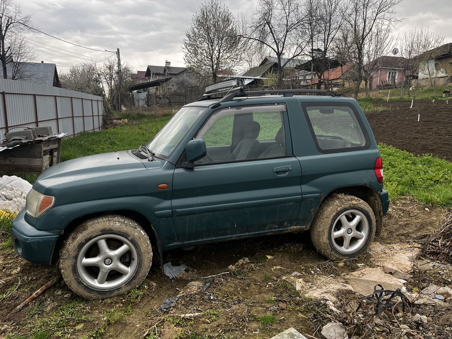Vand masina mitsubishi pinin