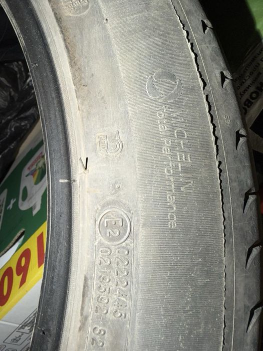 Michelin e Primacy 235 45 18