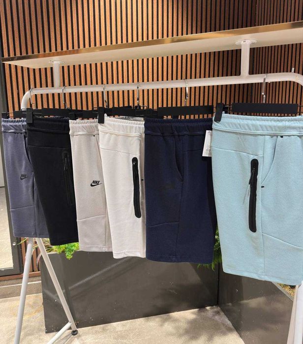 Nike Tech Fleece Short
