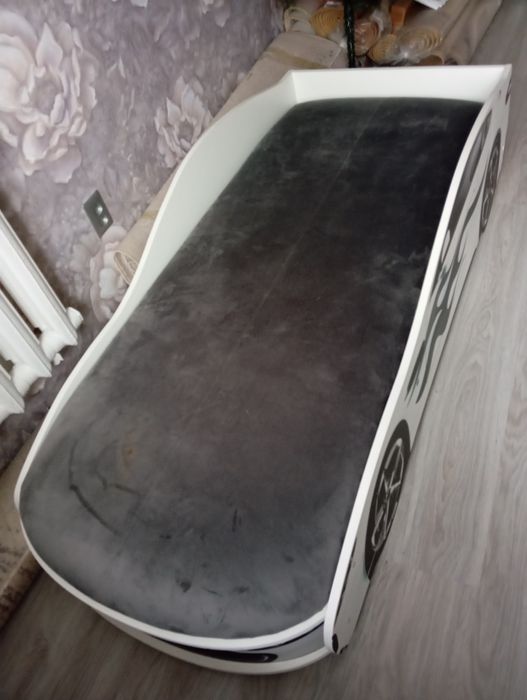 Продам детскую кроватку