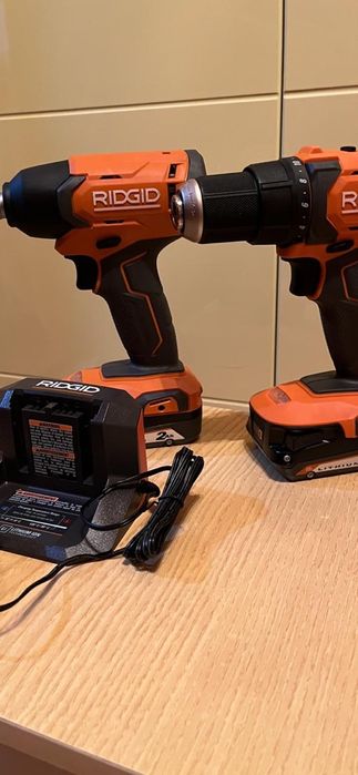 ШуруповертСША 18 вольт