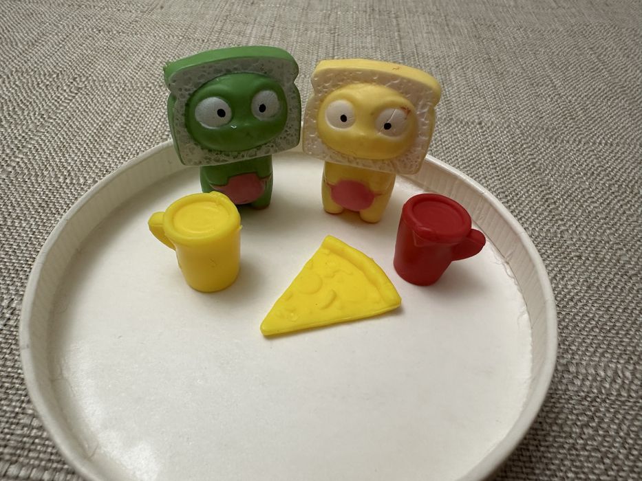 Сюрприз игрушка