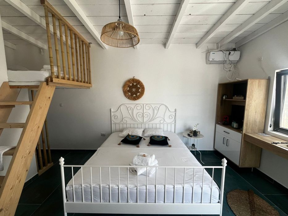 Beach Please! Cazare bungalow casuta vedere la mare  Costinesti