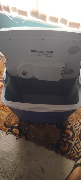 Хладилна чанта на 12v