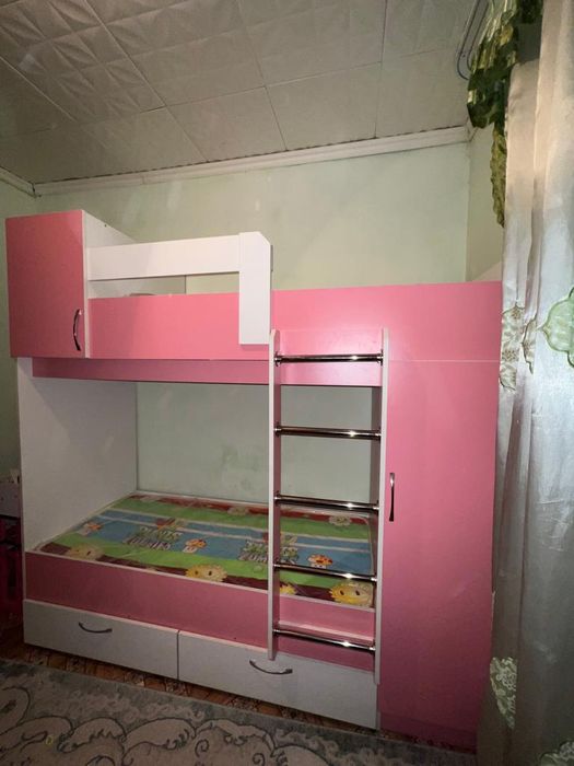 Еки этажды балалар тосеги