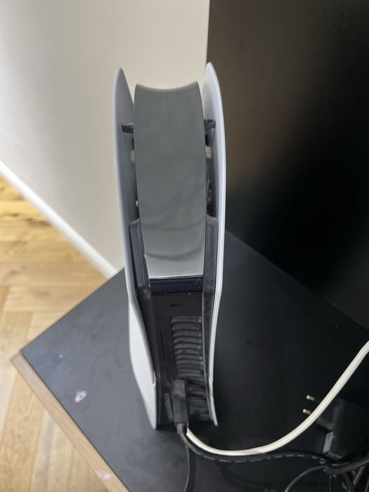 Sony PS5 Slim + 6 игр + 2 джостика