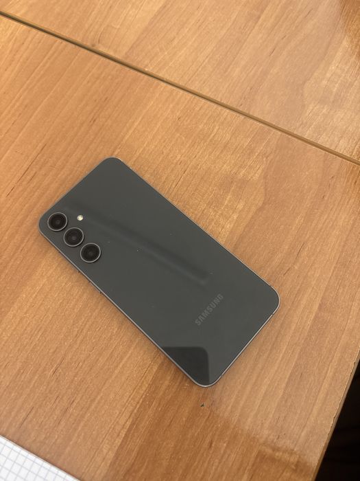 Самсунг s23 FE