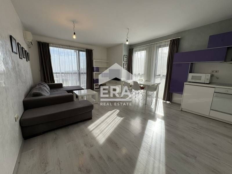 Продава се Тристаен апартамент в Варна, м-т Траката - 109 кв.м за 1217 €/кв.м - Снимка #7