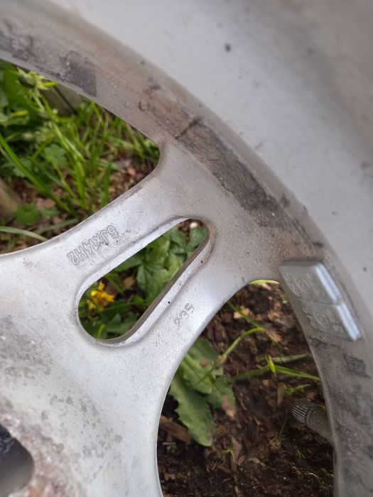 Джанти  с  гуми .