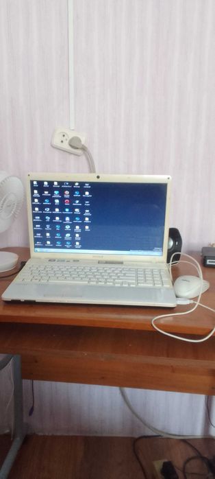 Продам ноутбук б\у