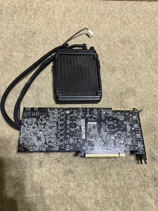 Gigabyte GeForce GTX 980 WaterForce