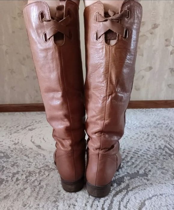 Сапоги женские...