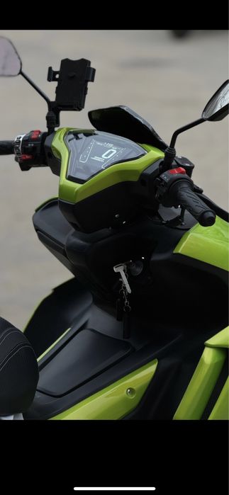 Мопет v max 150