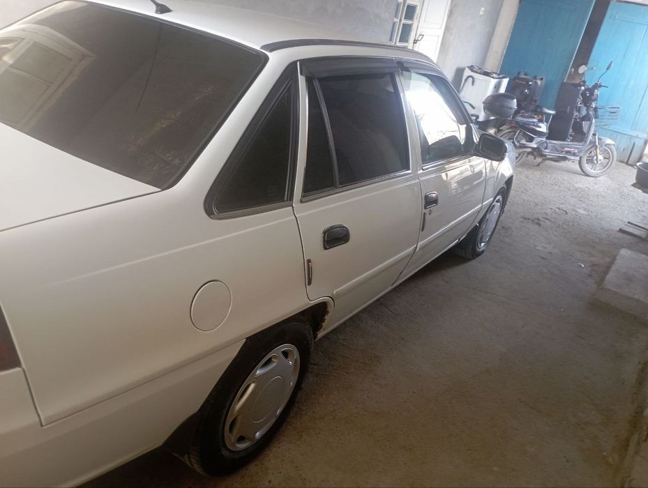 Nexia 2dons holati zuur gaz quyilgan tozaa kiraskasi yooq