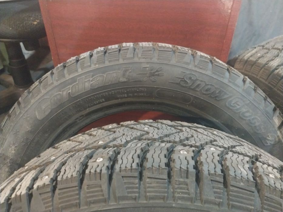 Шины  R 15.     .