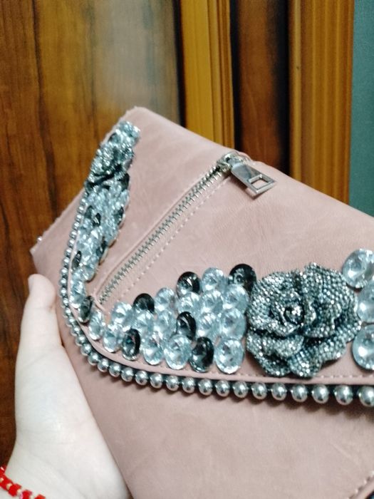 Женский клач розови