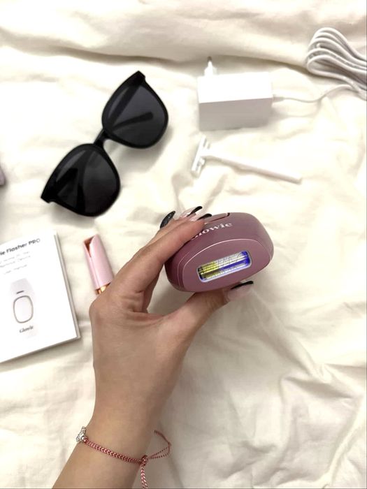 ЧИСТО НОВ комплект фотоепилатор+депилатор за вежди GLOWIE FLASHER PRO