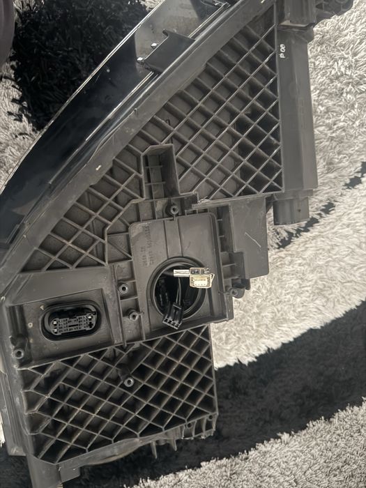 Vand Far dreapta pentru piese VW Tiguan 2013