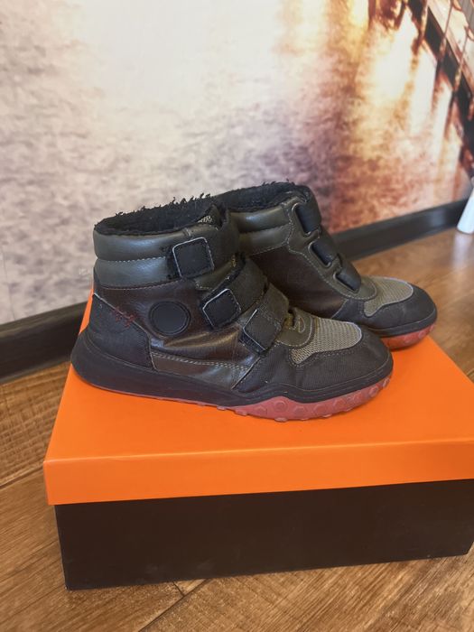 Ботинки на мальчика (31 размер)