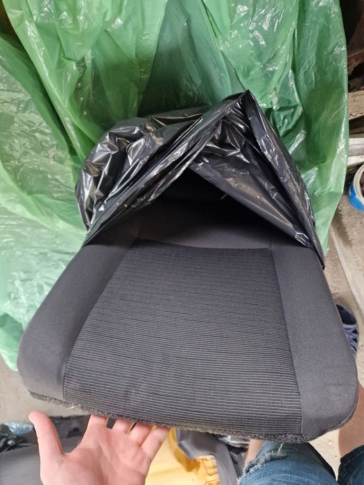 Interior Golf V 2 usi , Scaun Pasager, Banchete spate, Scaun sofer, Volkswagen Golf 5 2 usi Dezmembrez Piese