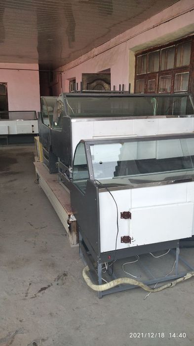 Muzlatgich sotiladi. Narxini kelishamiz. 2 ta Muzlatgich.