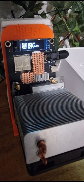 Vând miner bitcoin bitaxe