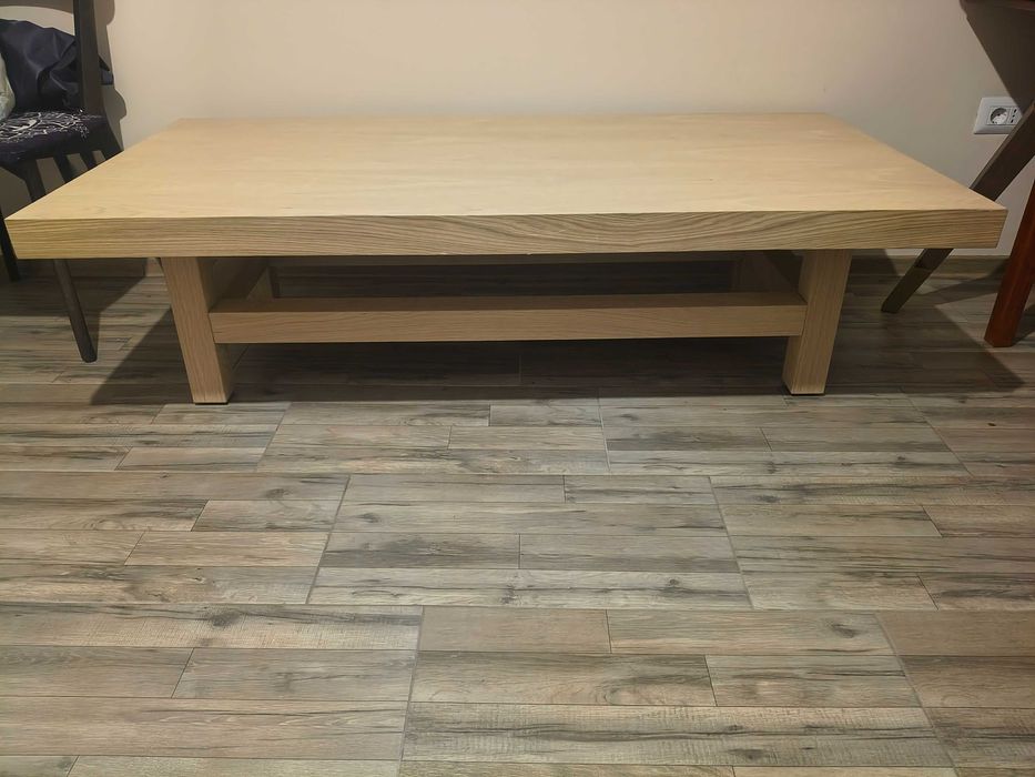Masa lemn masiv nouă