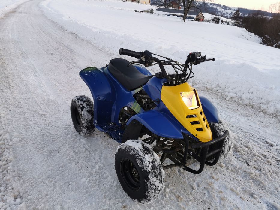 Atv 125cc automat albastru și negru