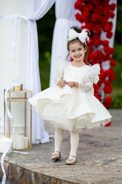 Rochie eleganta fete