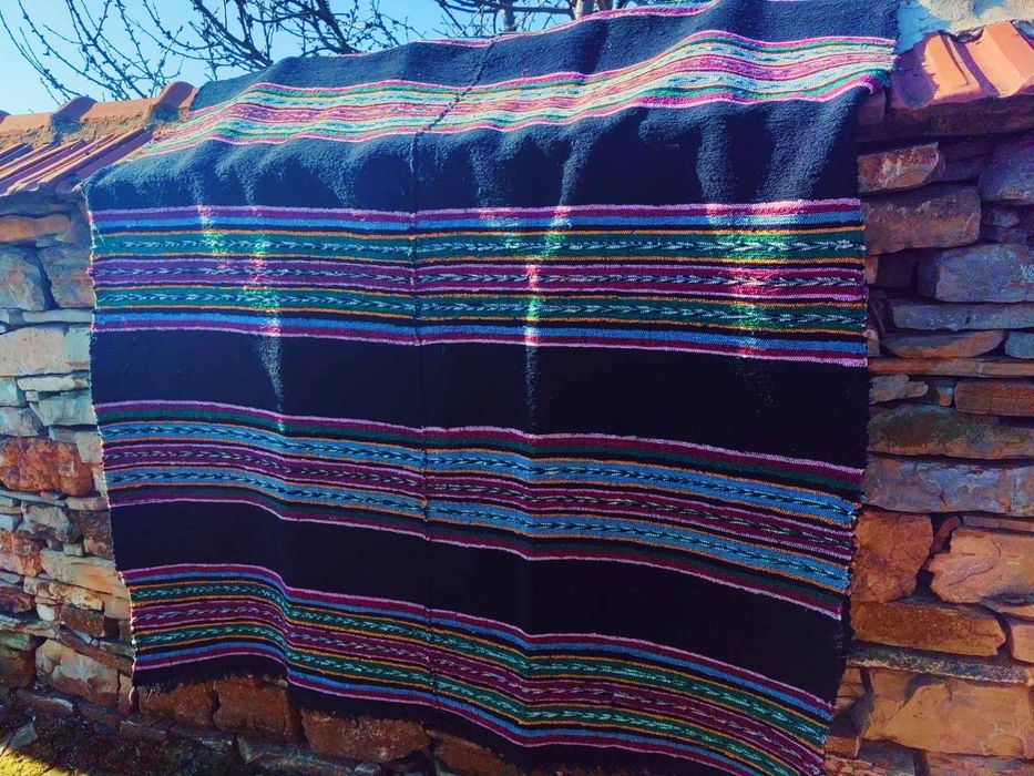 Автентични килимите и Черги