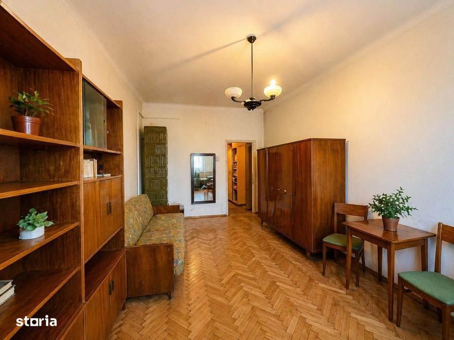 Apartament central, la curte comuna, Motilor, 56 mp — fotografia 1