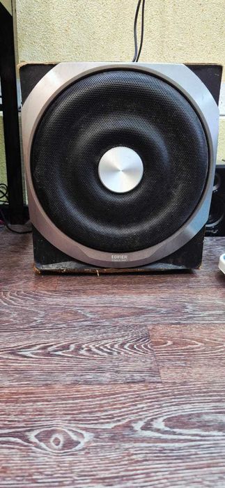 Сабвуфер, провода, ботарея