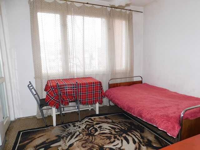 2-стаен апартамент, Търговище, Център