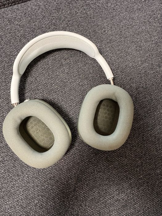 AirPods Max (фисташковый цвет)