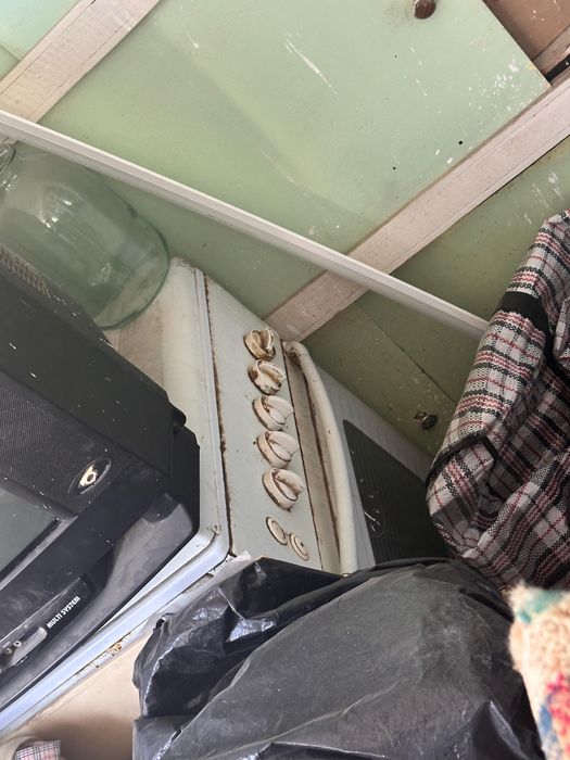 2 плиты 2 телевизора продам все работает