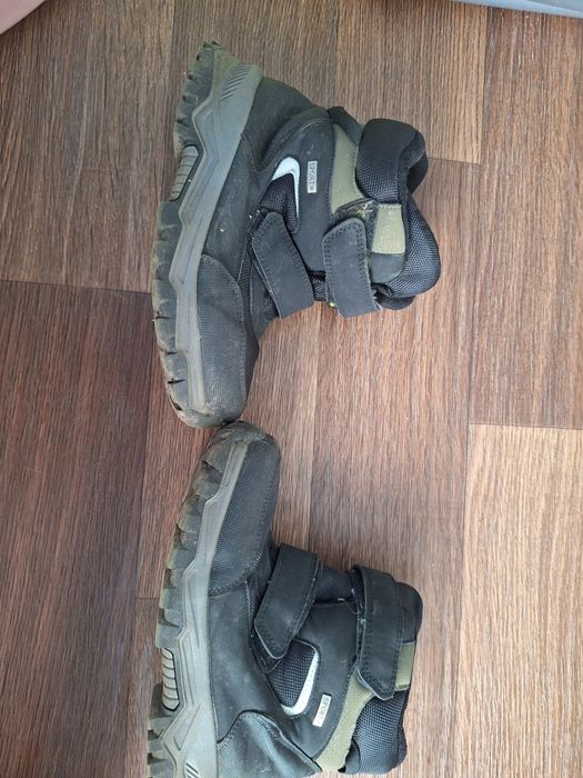 Продам зимние сапоги 35 размер 1500