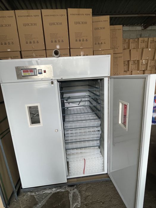 Инкубаторы промышленный