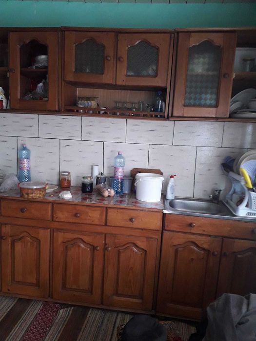 Vând casă complet renovată + anexe și teren 1300 mp, orașul Darabani