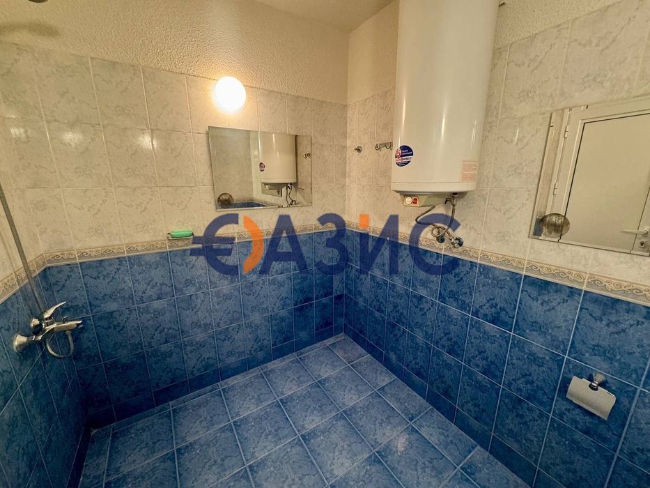 Продава се Четиристаен апартамент в к.к. Слънчев бряг - 75 кв.м за 544 €/кв.м - Снимка #11