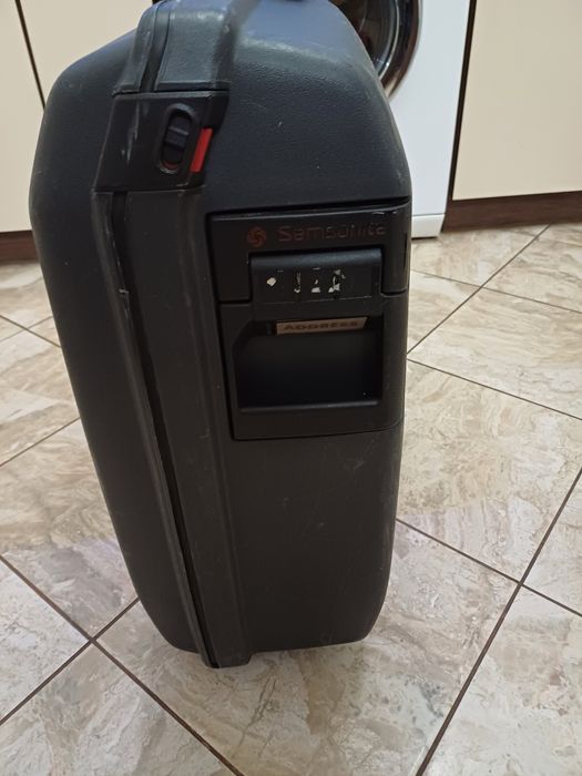 Голям куфар Samsonite