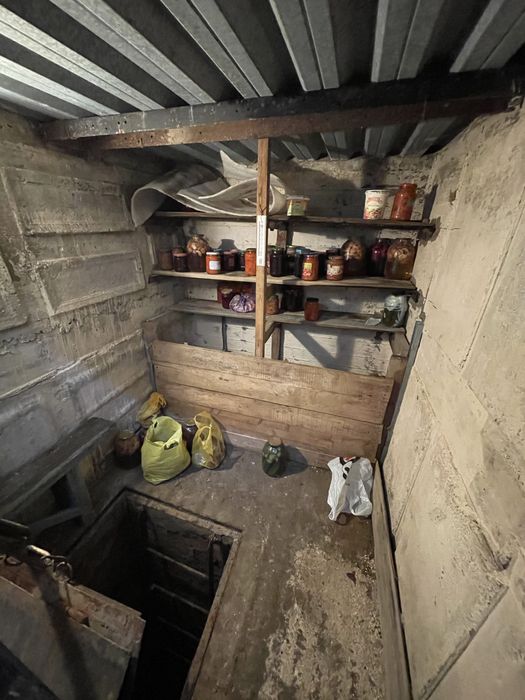 Продам 7 соток в городе — дом + недострой под ваши идеи