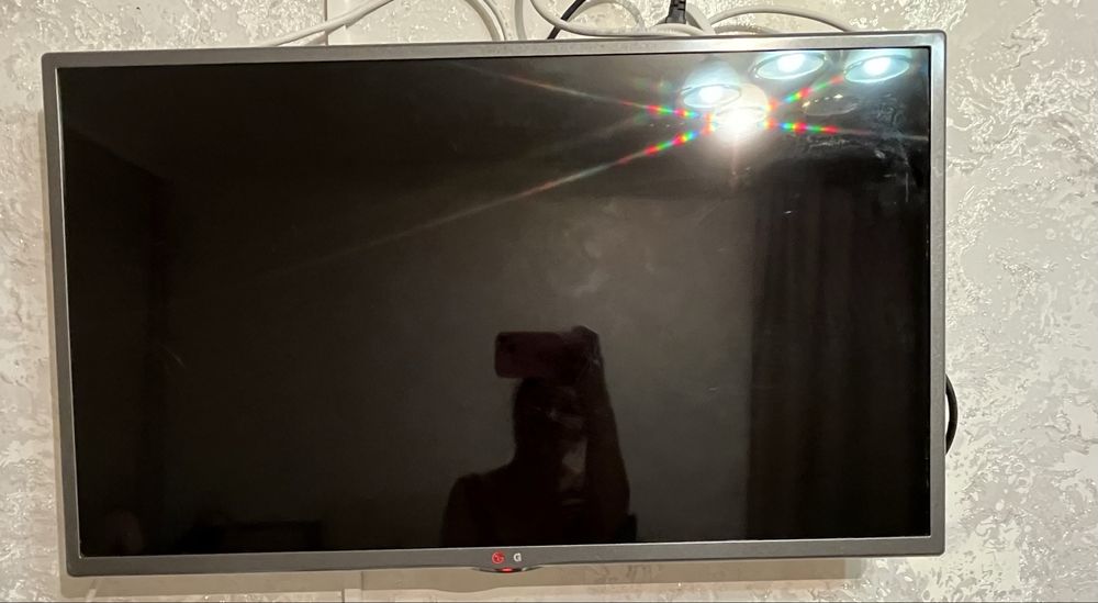Продам телевизор LG