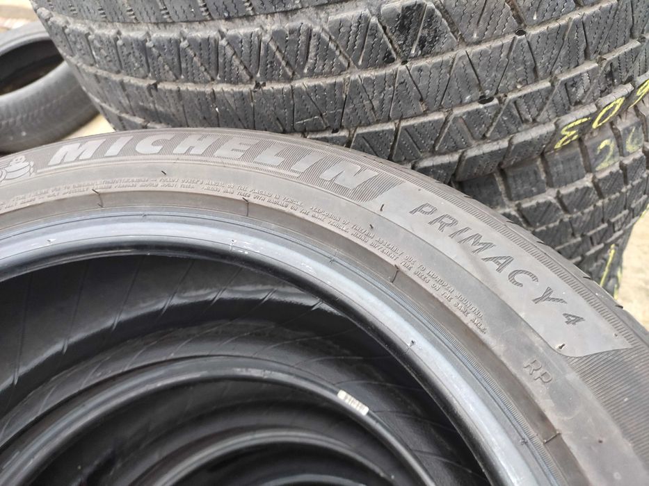 4бр Летни гуми 225 50 18 - Michelin