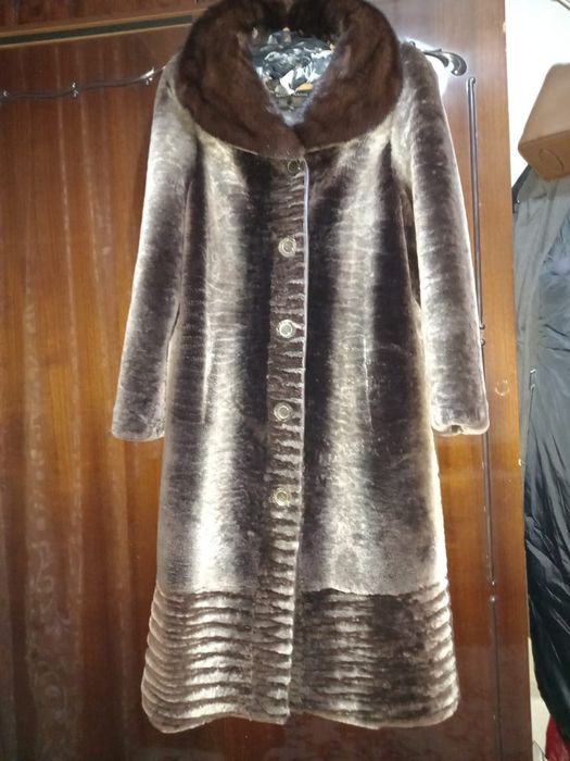 Продам шуба мутон